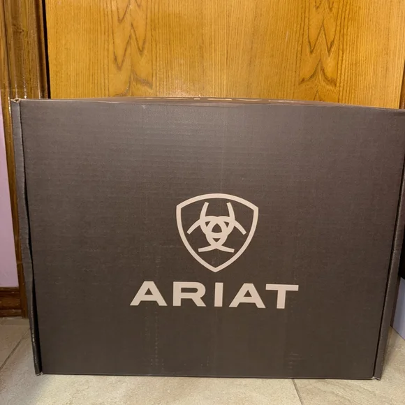 Ariat Black Caiman Belly Western Cowboy Boots with Embroidered Design - Picture 9 of 12